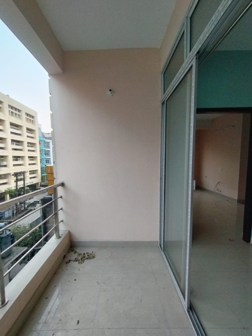 Unfurnished 2bhk in Amarawati Path, Christian Basti, Guwahati, Assam, India for Rent